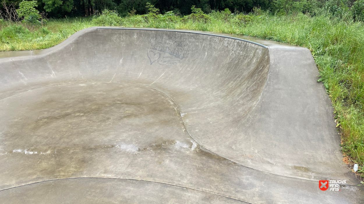 Creekside park skatepark